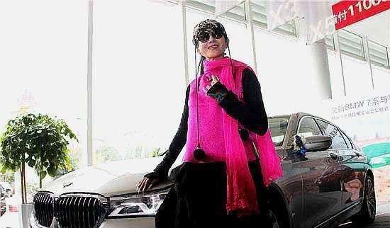 裴元庆少年气盛不服李元霸力战宇文成都为什么对他言听计从