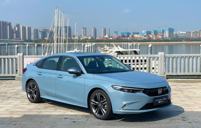这就是不油腻，又靠谱的车