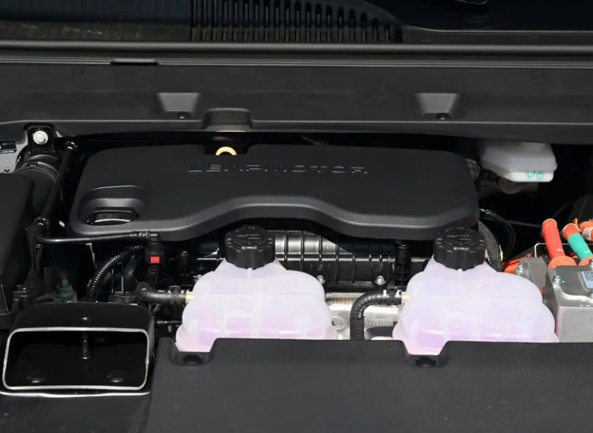 【e汽车】售14.58万元起 零跑C01增程版正式上市