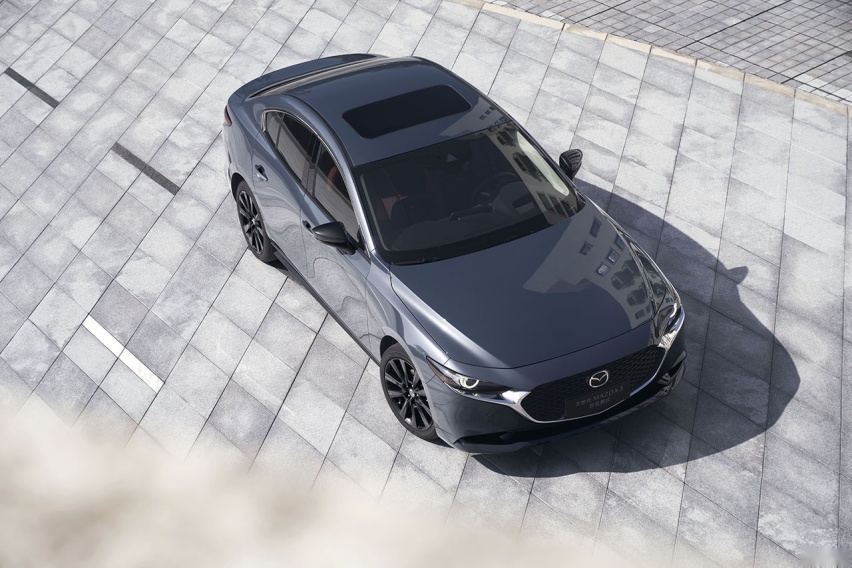 15万要买台操控好的车 MAZDA 3 昂克赛拉值得推荐吗？