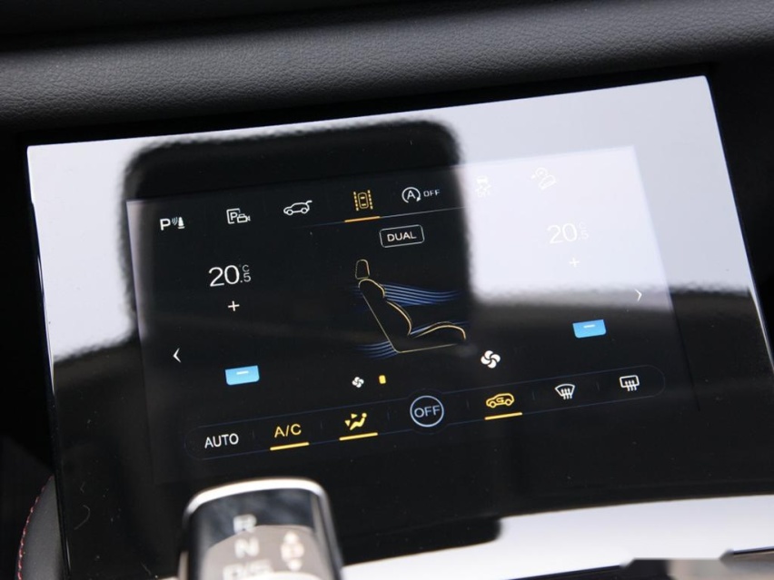 瞄准CS95和GS8，20万内的大空间SUV，奔腾T99正式