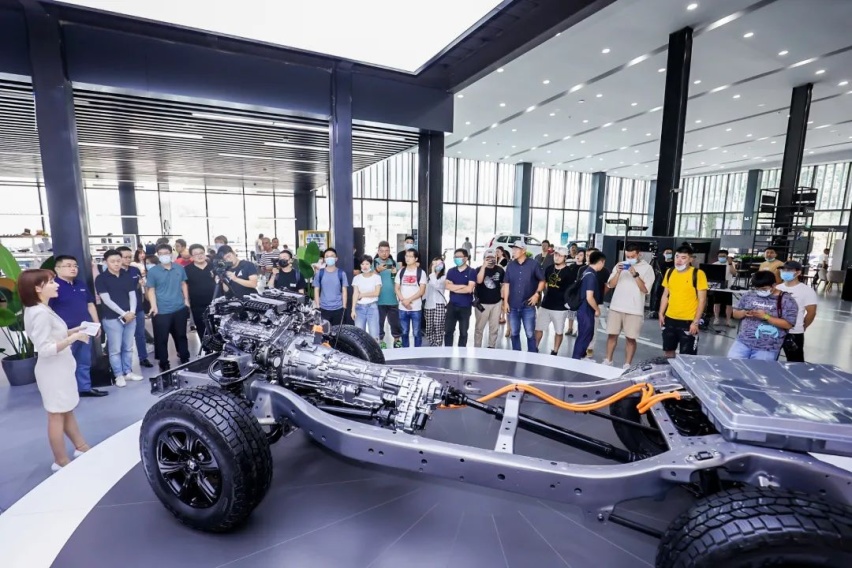首搭长城汽车自主研发3.0T V6+9AT超级动力系统 坦克600解析