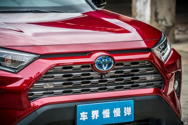 神车之下,评测丰田RAV4荣放,是良心还是韭菜?