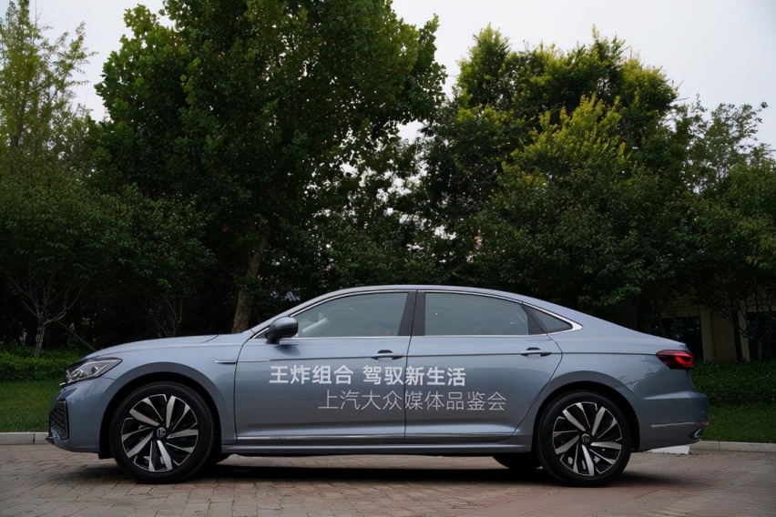 更年轻，更智能，试驾改款后的新帕萨特、新途观L