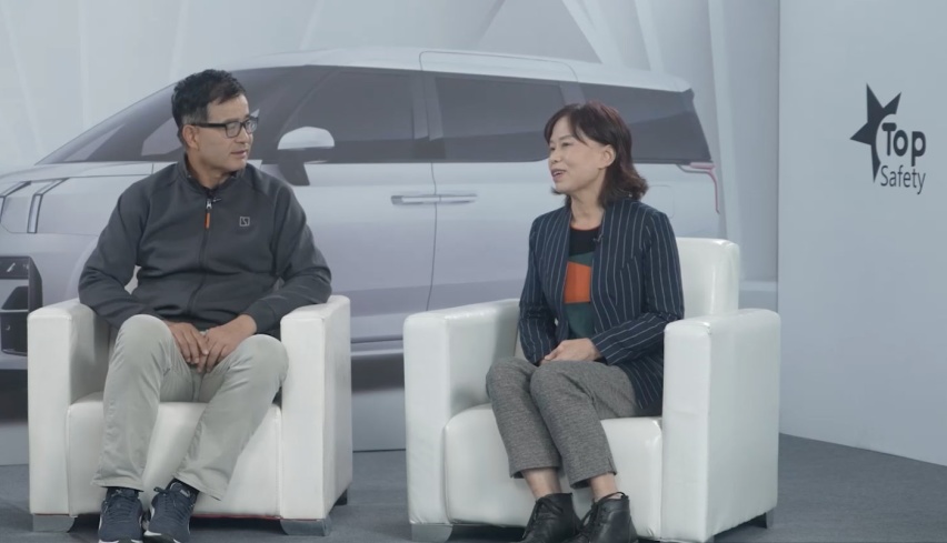 安全到顶！极氪009″双A柱″硬刚30吨混凝土搅拌车“顶压杀手”