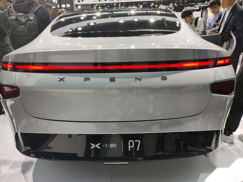 特斯拉Model3就那么好？小鹏P7有话要说