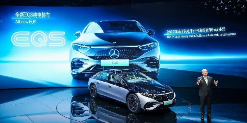 百万电动大奔贵不贵？2022全新改款奔驰EQS/EQC正式上市