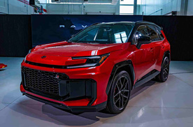一眼“小霸道”，纯电续航81km，全新丰田RAV4发布