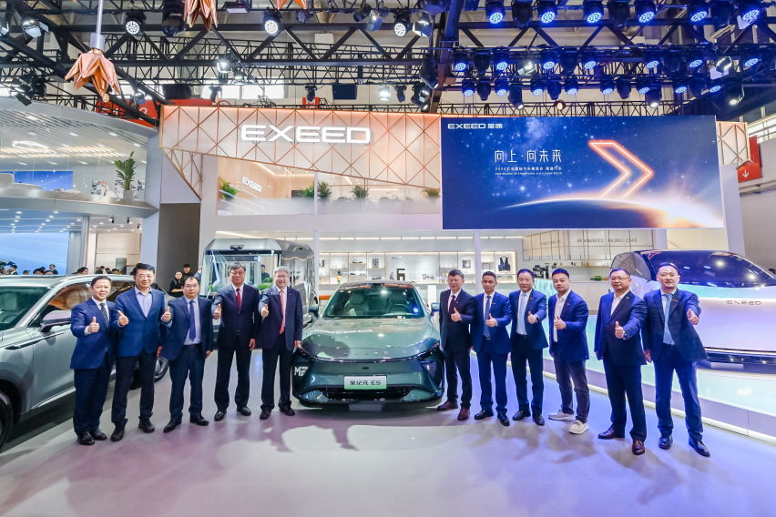 星途首款MPV概念车E08北京车展首秀，星途全面新能源化提速