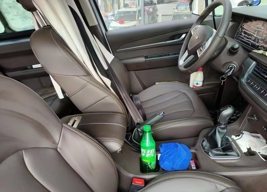 新春将至,北汽制造锐胜王牌M7全家用车、商务接待好选择