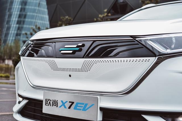 长安欧尚汽车迈入纯电动时代，双车发布，续航均超过400km