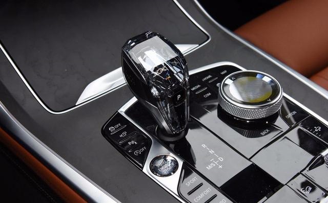 终端需加价30万？宝马旗舰SUV X7真有那么好吗？