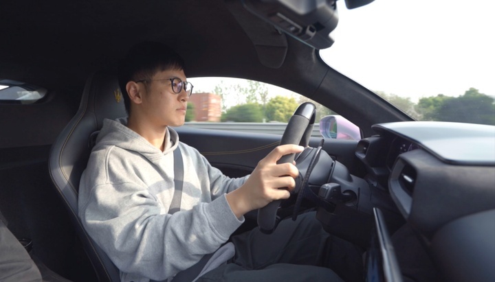超跑嘛，有脾气就对了！MC20公路体验