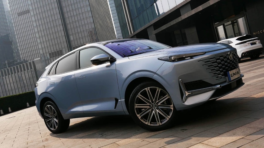 2.0T+四驱！颜值爆表，15.79万起长安UNI-K贵吗？