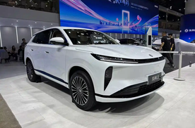 【2025成都车展】东风风神L8限时11.39万起，这价格要冲爆合资？