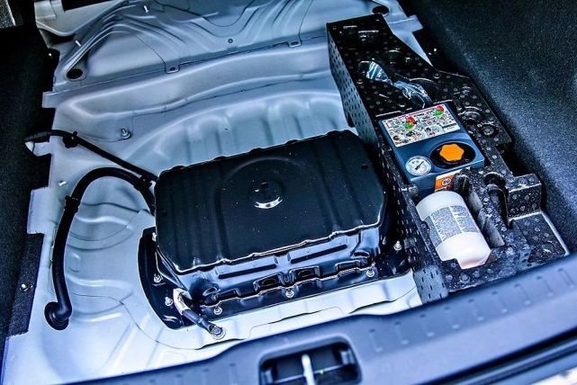 沃尔沃2021款S90智雅豪华版：48V轻混系统是重点