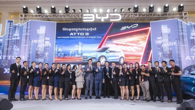 中国汽车出口量全球第二，国内供不应求的比亚迪，让老外都惊了？