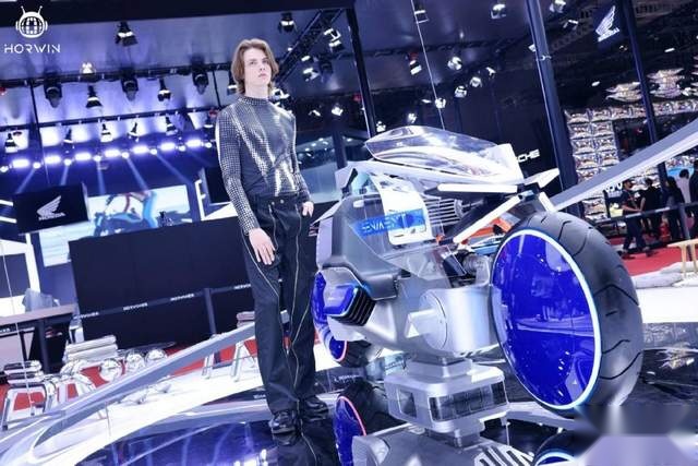 2023上海车展丨号外高性能电动城市ADV Senmenti 0亮相