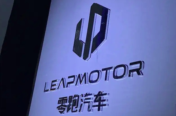 拒绝退换导致无奈卖车？车主是否应为瑕疵车买单