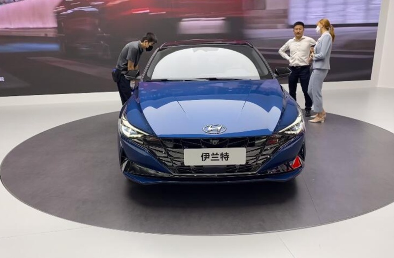 全新伊兰特亮相北京车展，造型漂亮却被喷10.98万起太贵？