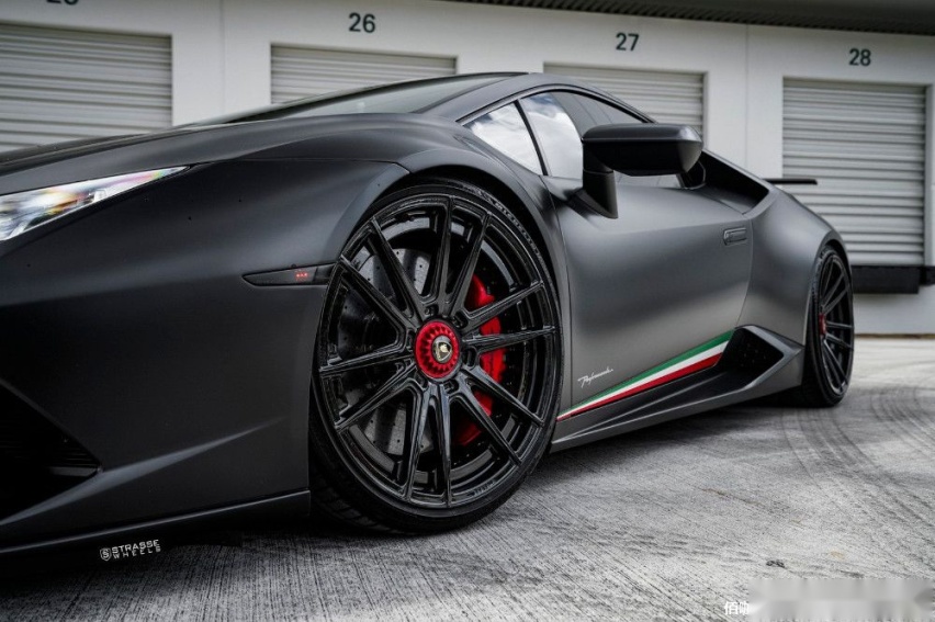 Lamborghini-Huracan-Performante-7.jpg