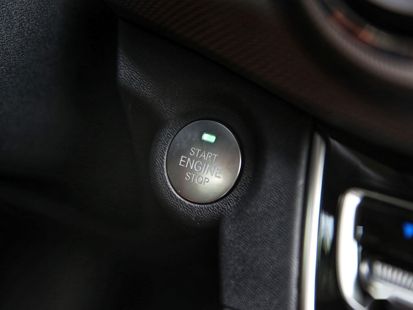 场爷撩车：5.99万起售的SUV如何转变5位编辑对它的态度？