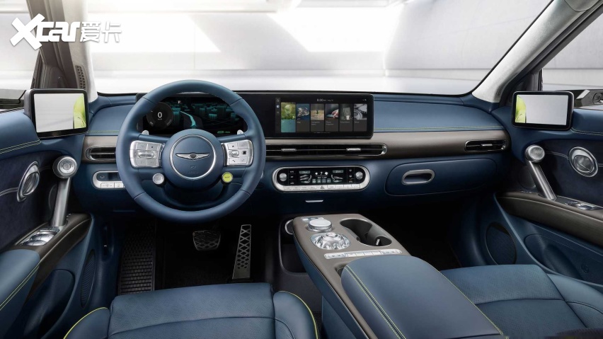 genesis-gv60-interior (1).jpg