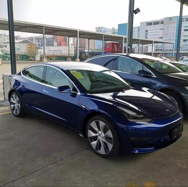 高兴不到两月，首批Model 3质量问题百出，车主：想退车
