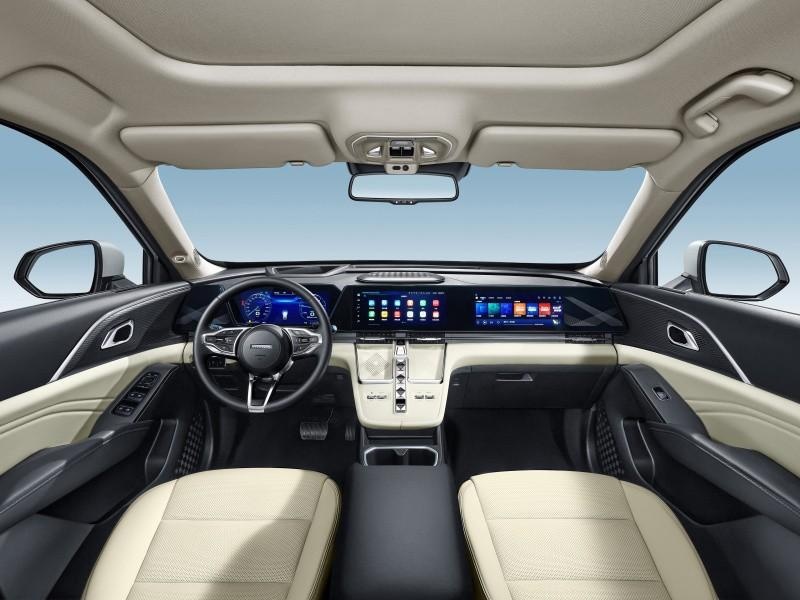 四驱车卖出两驱价！15.98万起的哈弗枭龙MAX，如何狂虐合资SUV？