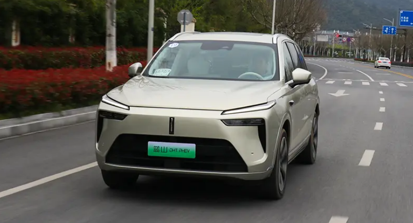 魏牌 蓝山DHT PHEV 的反向对标可以打动你吗？