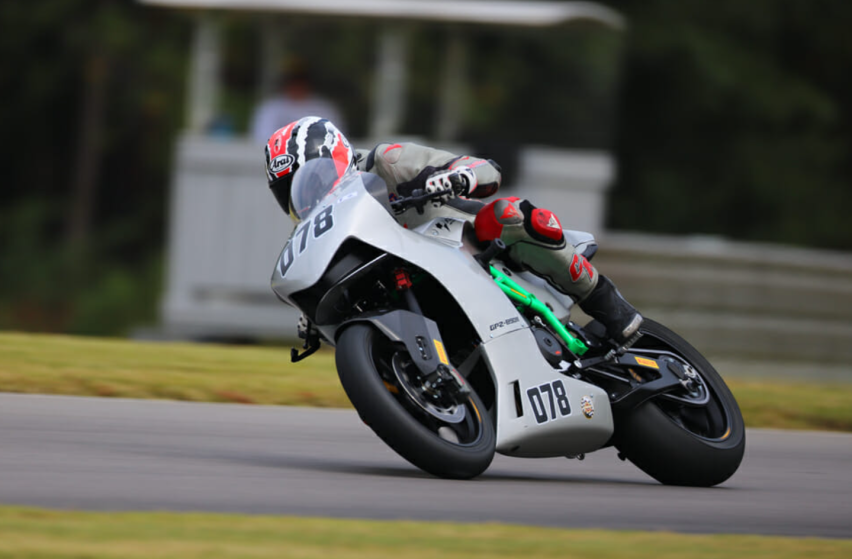 2024款Kramer GP2-890RR详解，满油车重140kg，动
