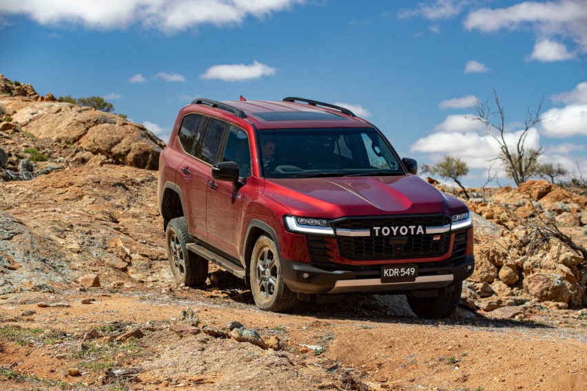 丰田即将推出世纪SUV，号称“日本的劳斯莱斯库里南”
