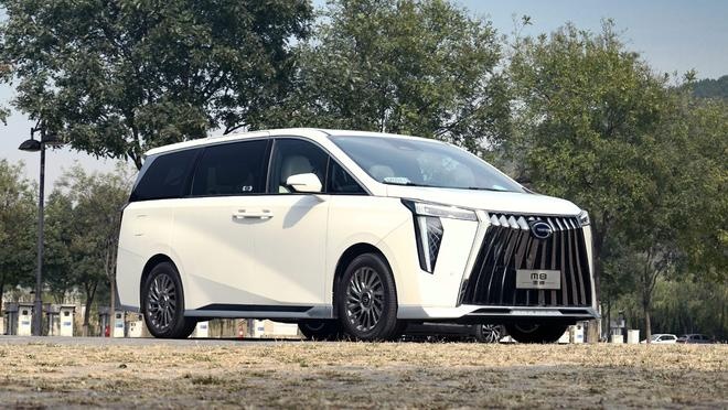 售26.98万元起，汽油和混动动力可选，广汽传祺M8宗师版上市