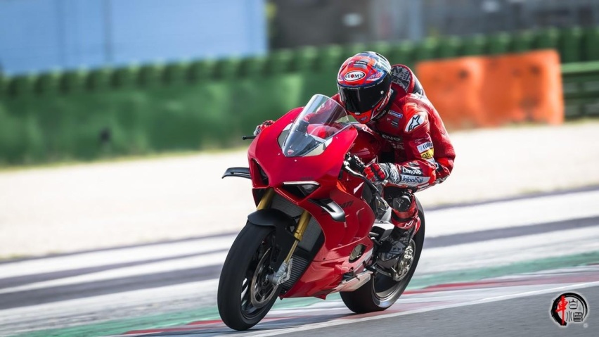 超跑｜杜卡迪 Panigale V4：骑行的极致享受，售价25.9万元