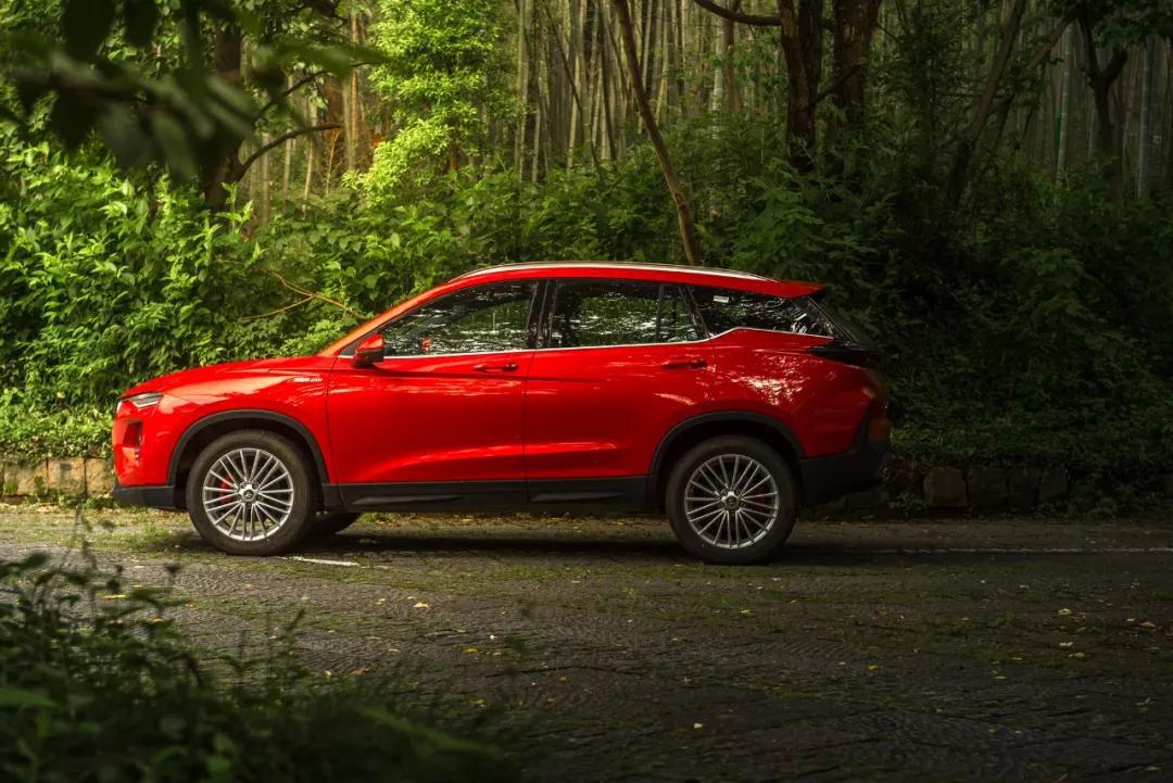 �������һȫ���asuv�����У��������߀��