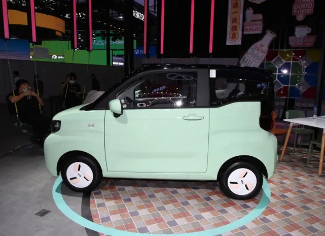 QQ冰淇淋正式上市 2.99-4.39万元 为什么比宏光MINI EV
