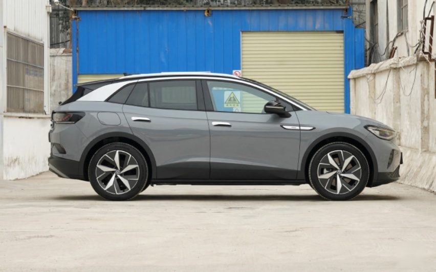 27万预算，选择大众ID.4CORZZ还是选择Model3？
