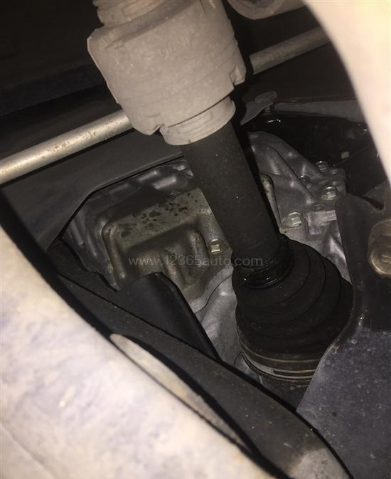 机油增多之后，RAV4荣放再曝半轴漏油？