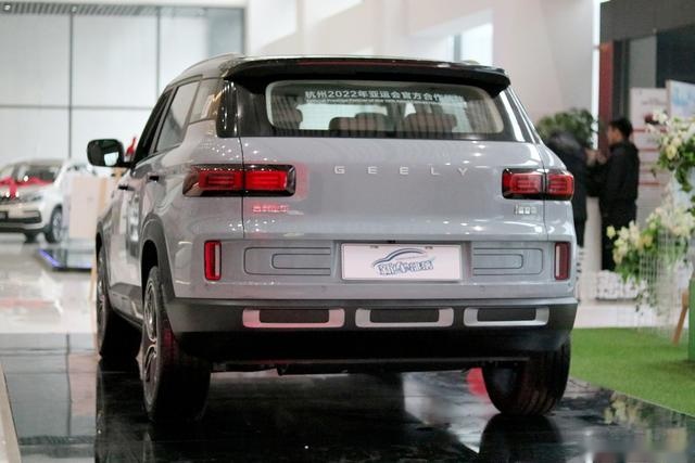 最炫紧凑型SUV 全新吉利icon到店实拍