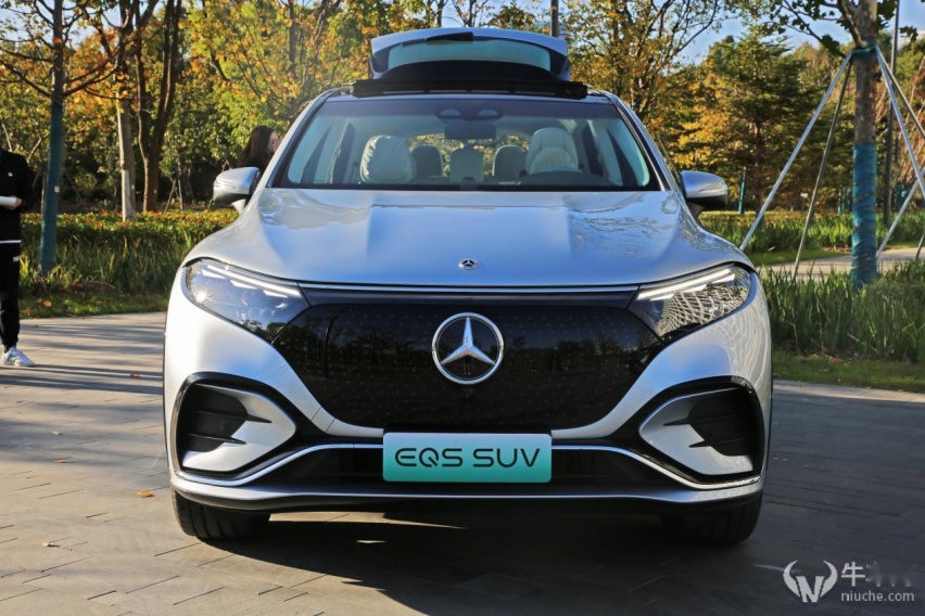 纯电动SUV天花板 静态体验奔驰EQS SUV
