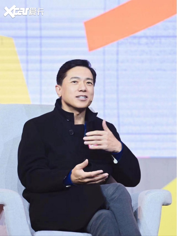 2024,李彦宏预言了一个ai原生时代-爱卡汽车爱咖号