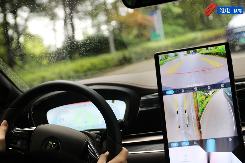 动态试驾比亚迪汉EV创世版715km长续航，纯电轿车露营如何选？