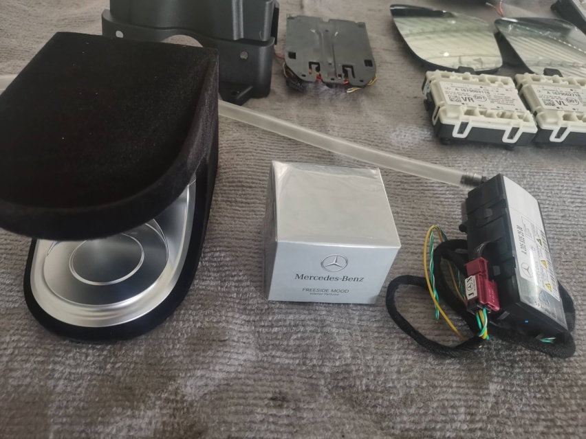 22款奔驰C260 Coupe升级23P智能驾驶辅助系统，香氛负离子