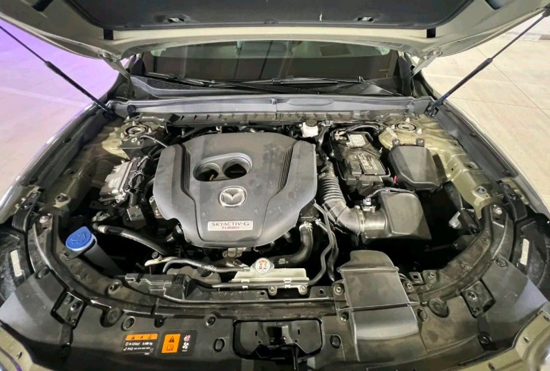 海外实拍全新马自达CX-50，宽体车身，可选2.5升混动系统+电控四驱