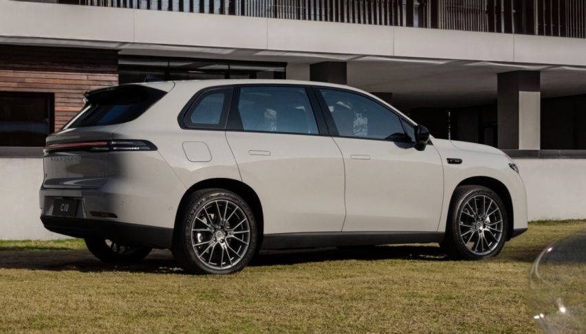 为何说10万出头买纯电SUV，就选零跑C10纯电？看完就懂了！