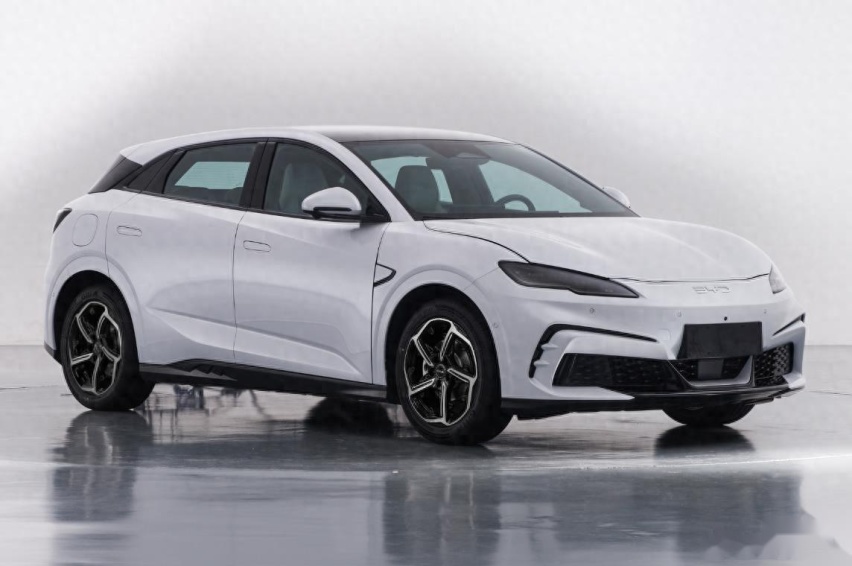 2024流行猎装车？成都车展多款猎装上新，就一个字酷