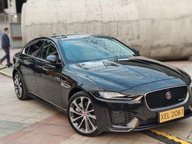 捷豹的降维打击！全新XEL跌破20万，全系2.0T，不比迈腾香？
