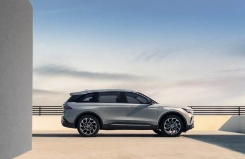 全新林肯航海家成为翱翔之翼的中大型SUV
