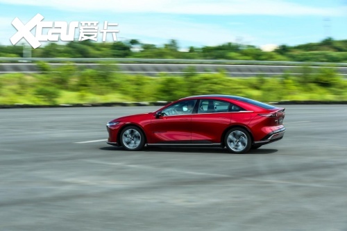 MAZDA EZ-6定义合资新能源新标准，操控无与伦比！