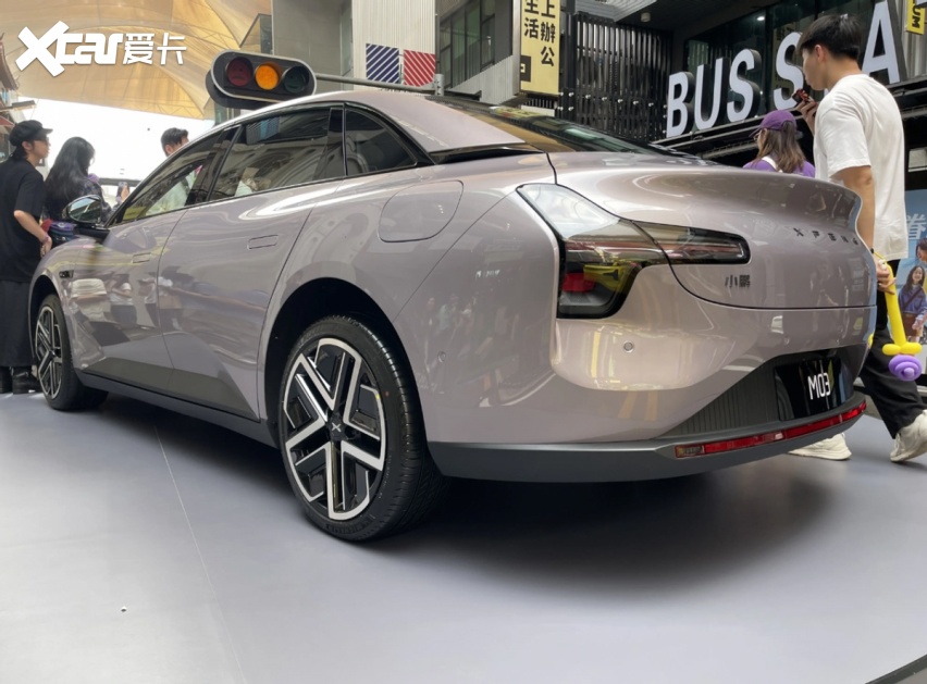 小鹏MONA M03更新，续航提升，能不能安排800V？